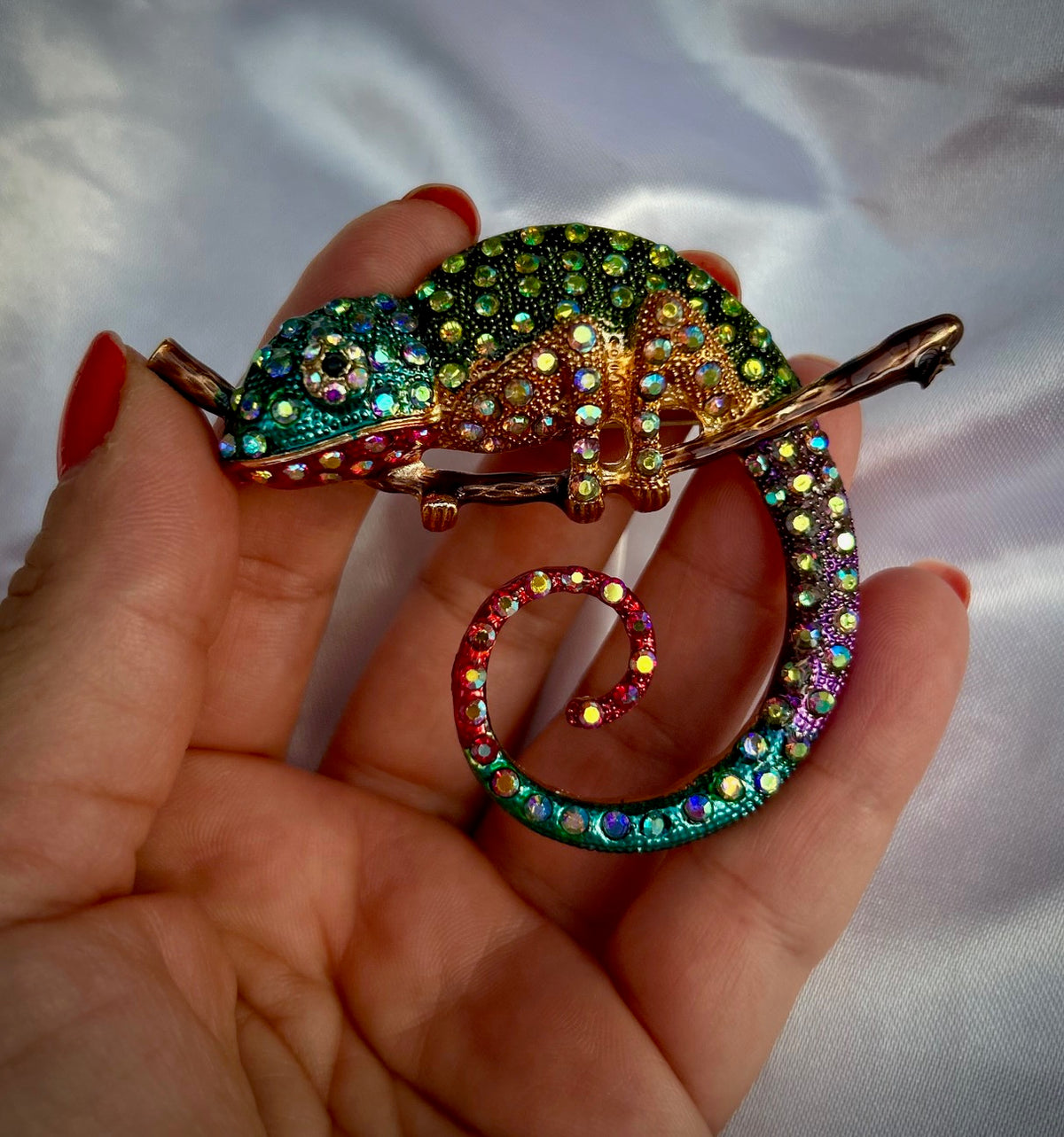 Brošňa Chameleón